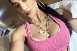 New Arabic slim big 🫒🫒 long hair don’t care lol 😝 Great personality 💅 - Image 10