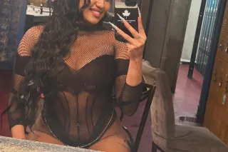 latina pelinegra - Image 3